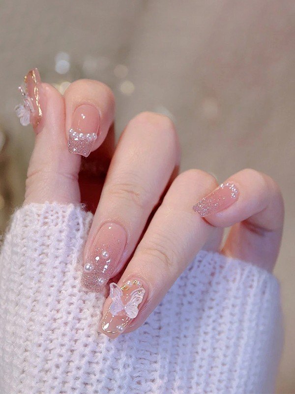 24 piezas de prensa de mariposa rosa brillante en las uñas-1